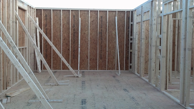 Building Our First House - NEW Progress Photos!