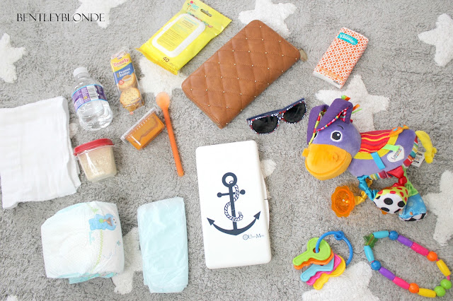 Whats in My Diaper Bag? JJ Cole Freeman Bag