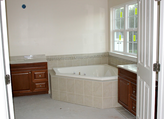 Building Our First House - Kitchen Cabinets, Bathroom Tile & More! NEW Pics!!