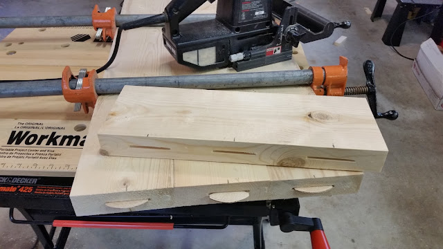 DIY Farmhouse Bench Tutorial | BentleyBlonde
