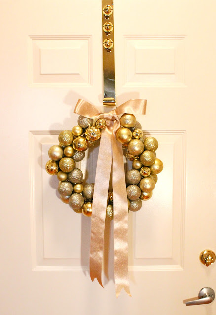 Christmas Ornament Ball Wreath Tutorial