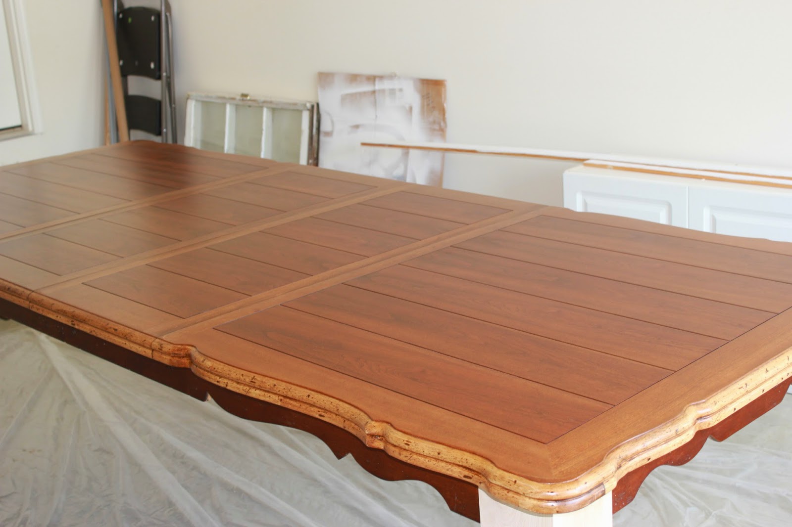Dining Table & Chairs Makeover using Chalk Paint® decorative paint by Annie Sloan