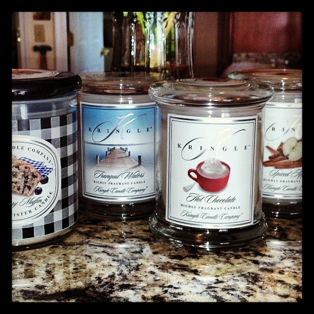 Kringle Candle Review & Best Kringle Candle Scents !