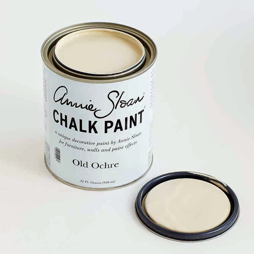 Dining Table & Chairs Makeover using Chalk Paint® decorative paint by Annie Sloan
