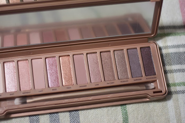 Urban Decay NAKED 3 Palette Pictures & Sneak Peek!