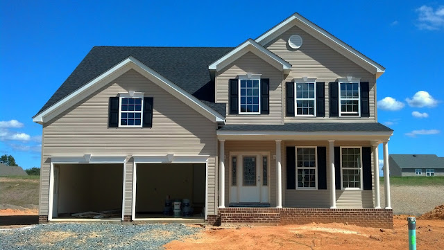 Building Our First House - Kitchen Cabinets, Bathroom Tile & More! NEW Pics!!