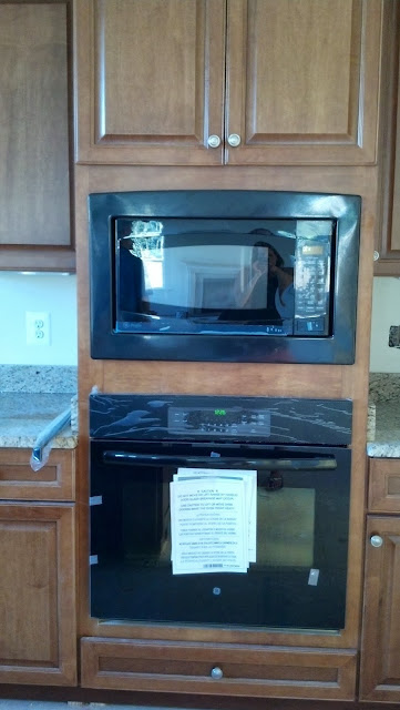Building Our First House - Granite, Appliances & Mistakes!