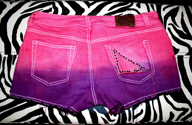 DIY: Dip Dye Shorts ♡ Ombre, Distressed, Studded Shorts How-To !
