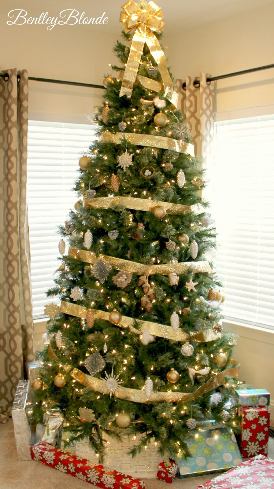 House Tour (Updated!) Holiday Home Decor | BentleyBlonde